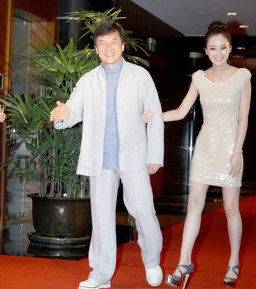 风水师预言成龙：6月10月将有大难关