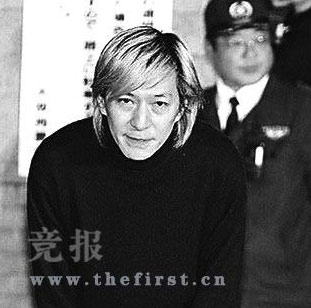 小室哲哉“翻然悔悟”鞠躬认罪候判【图】