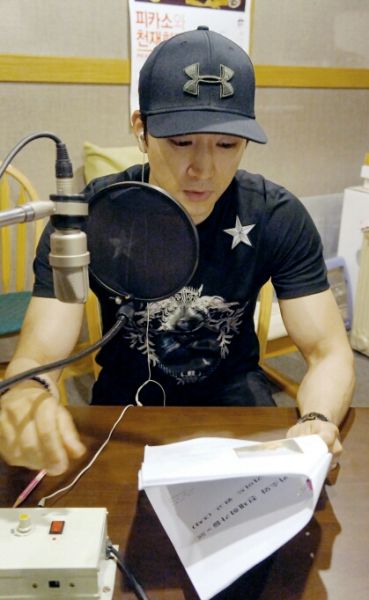 宋承宪为世界名画献声 收益将全部捐赠