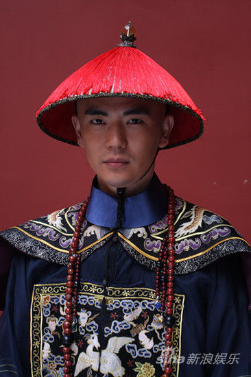  张晓龙 [ 微博 ],被传戏外反倒与后宫交织情网