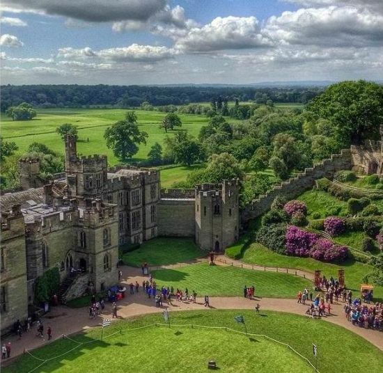 周迅男友想集齐“高富帅” 许愿买古堡