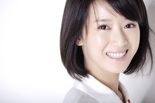 组图：李念学生妹写真清纯气质诠释少女情怀