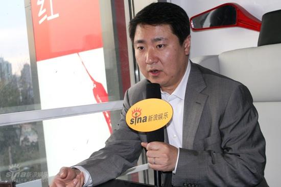 图文：黄奕率先加盟保利博纳-于冬接受新浪专访