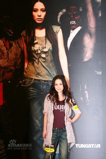 阿娇蛰伏一年感悟生命力量 从灾民中学会坚强