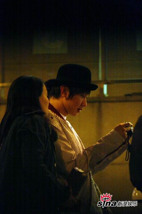 林俊杰12小时畅游京城 与王菲那英进餐合影【图】