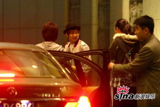 林俊杰12小时畅游京城 与王菲那英进餐合影【图】