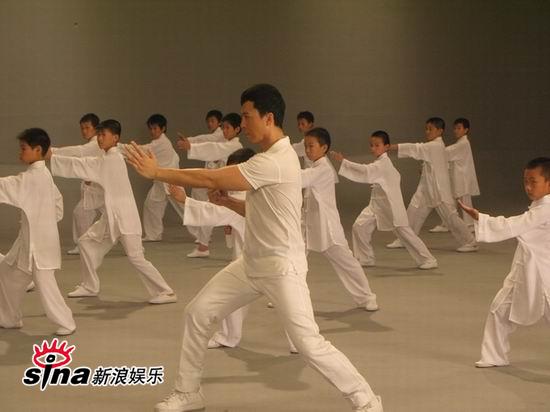 甄子丹公益广告曝光 宗师叶问普及咏春拳【图】
