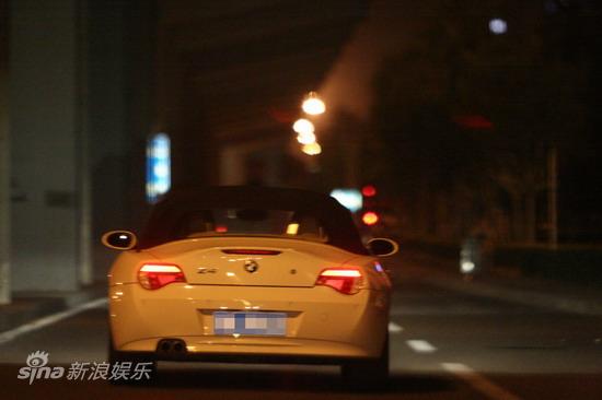 中国男篮会被孙悦富豪女“车震”垮吗？(组图)