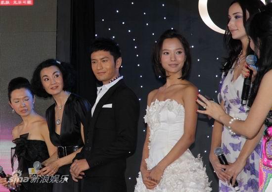 黄晓明首任护肤代言人 与张曼玉分享心得【图】