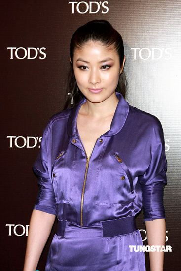 陈慧琳着优雅套装窈窕出镜 自言仍需瘦身【图】