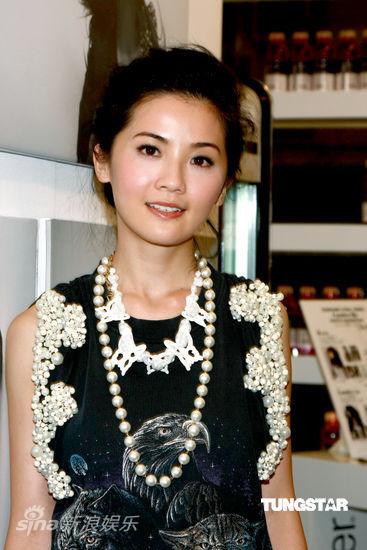 阿sa出席新碟影展 阿娇素颜现身到场力挺【图】