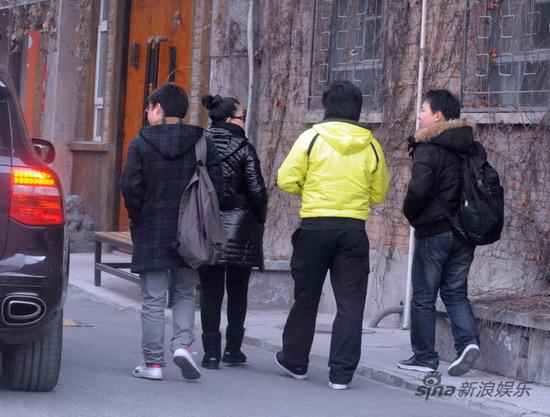李湘为新工作室装修 王岳伦全程呵护爱妻【图】