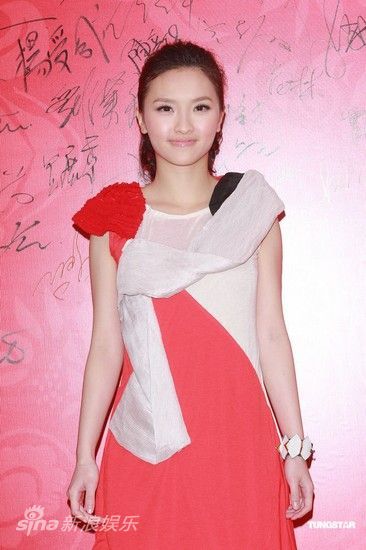 图文:英皇娱乐2012春茗晚宴-林欣彤