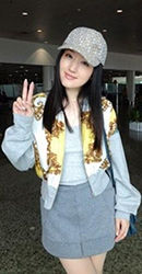 ��������Ө������Ů