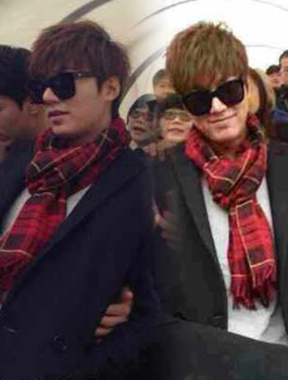 ������˧�����������˿Χ��