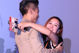 �˳���Ů��˿�ܱ�������ٳ������