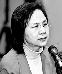 《女人心事》小说首发 万方王海鸰婚姻观交锋