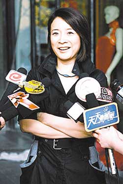 ��С�ռ����ݡ���䡷Ц����Ϸ��Ҫ��Ѫ(ͼ)