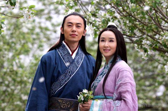 张纪中对朱亚文赞不绝口称其是未来之星(附图)