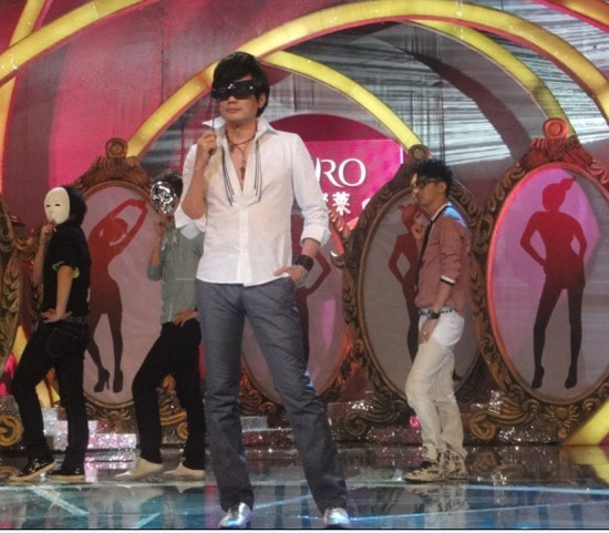 包小柏《越跳越美丽》犀利访问 揭模特职业真