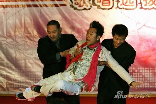 电视剧《贤妻良母》热播《贤妻良母》啃老族