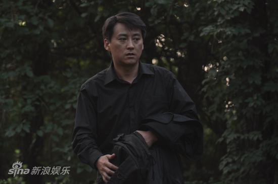 刘小峰导《愤怒的面具》严从华跻身自制剧大战