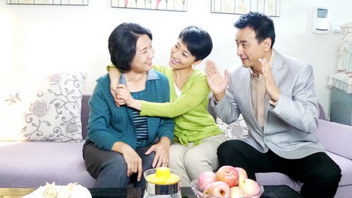 《和婆婆一起出嫁》热拍丁柳元现展小女人本色