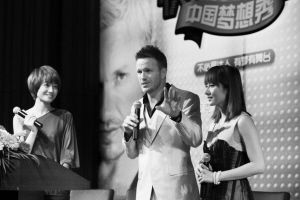 尼克龙夫妇：只要有梦想，就不要放弃。