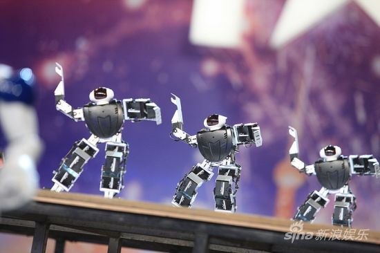 机器人舞团