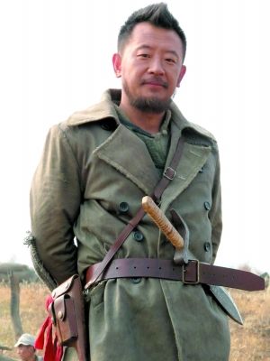 《番号》打造草根英雄 黄海波迈入"逗哏"时代