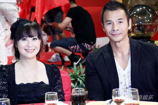 �����Ա�����ࡢ��ΰ