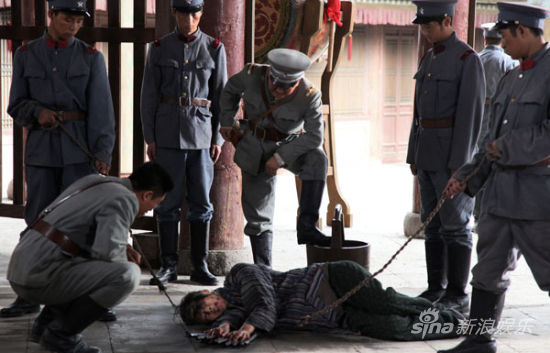 射天狼敦煌热拍范志博为戏遭断指酷刑