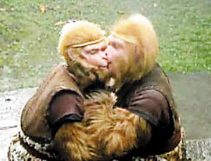 《新西游记》惊现两猴舌吻 暧昧片段惹网友吐