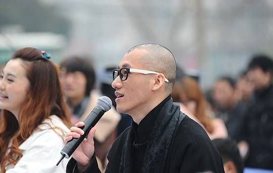 网络红人释道心《梦想秀》担任海选观察员-网