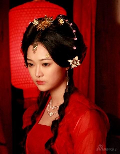 何琢言带《倚天》回家 无忌小昭终完婚(组图)