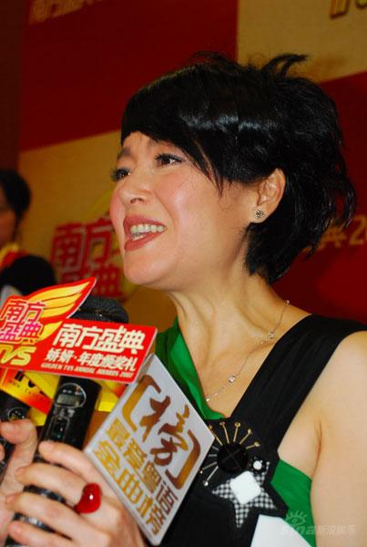 ͼ�ģ����ܻ�ӭ��̨Ů��������ں�̨���ܲɷ�