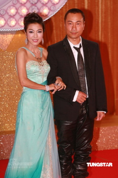 图文：TVB台庆明星红毯--米雪携黎耀祥携手登场