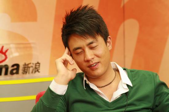 图文：杜淳聊《走西口》--杜淳闭眼沉思