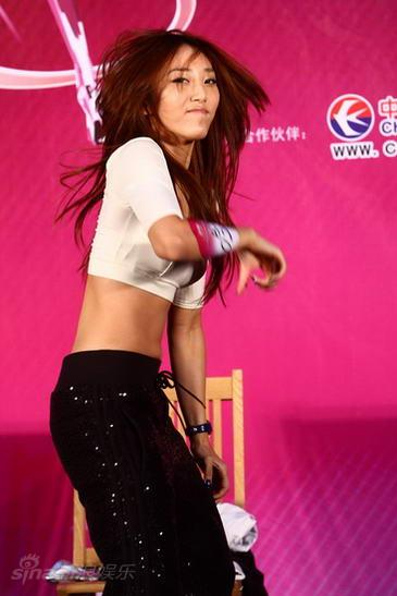 图文:天使北京海选-王卉子舞动激情