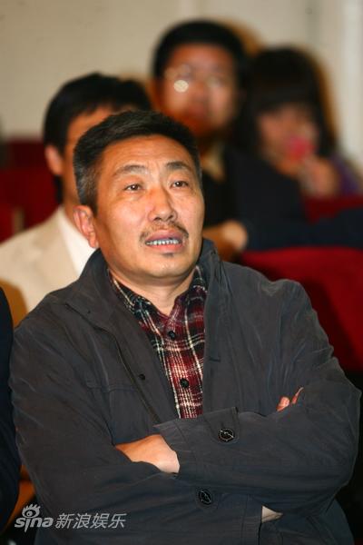 图文:《陕北汉子》开机-杜源亮相发布会