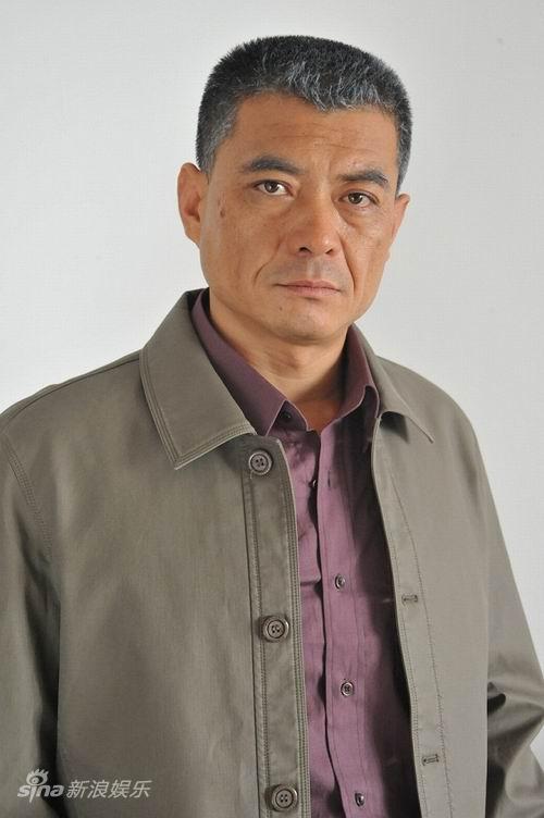 图文：剧版《24城记》定妆--王新军定妆照