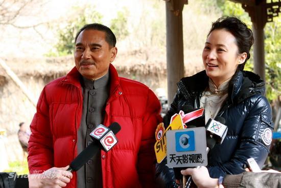 卢奇、蒋勤勤接受访问
