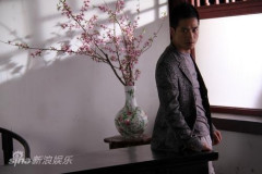 《宫2》宣传照首曝光何晟铭有望牵手杨幂(图)