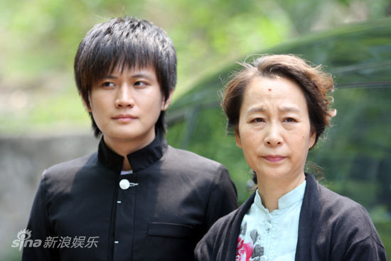 奚美娟和剧中儿子