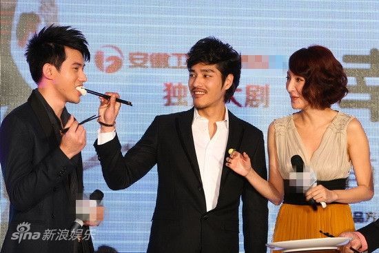 ������ι��