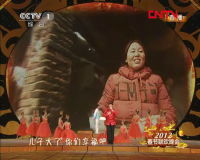 组图:农民歌手朱之文演唱《我要回家》