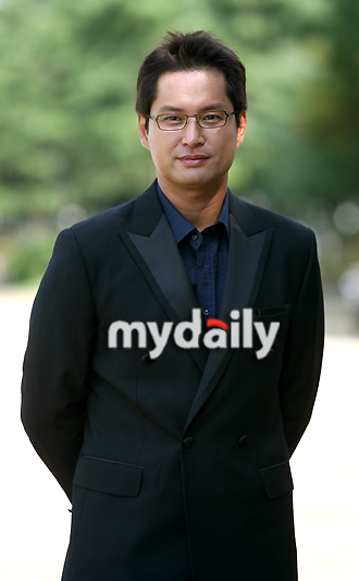 韩国艺人李宗元公开了曾经收到sm公司老板李