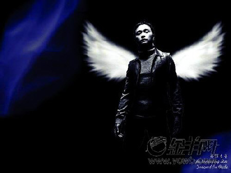 张学友梁朝伟红馆登台悼哥哥