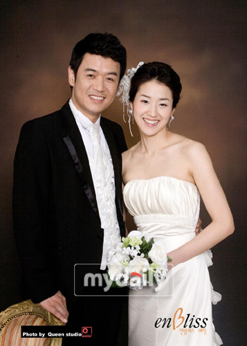 结婚三年的韩国搞笑艺人金大喜公开了最近与妻