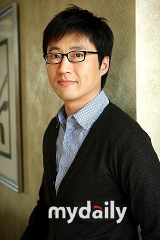 演员朴信阳将参与由金范主演的电影《飞翔》的
